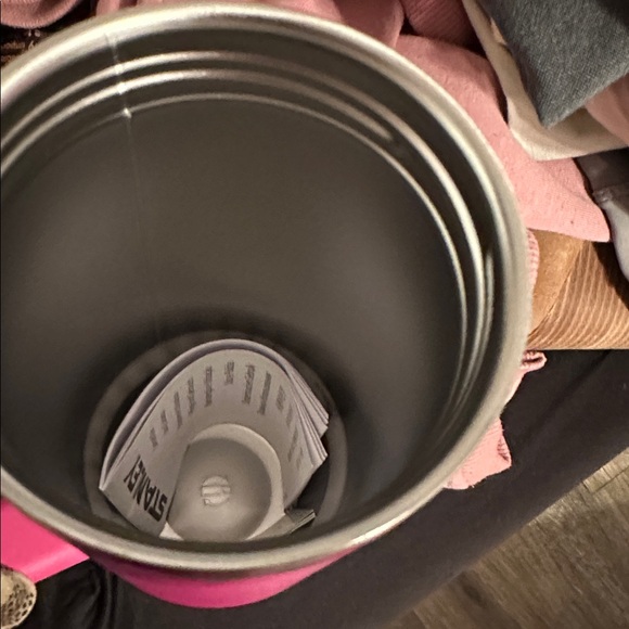 Stanley Vibrant Pink H2.0 Tumbler - Picture 8 of 8